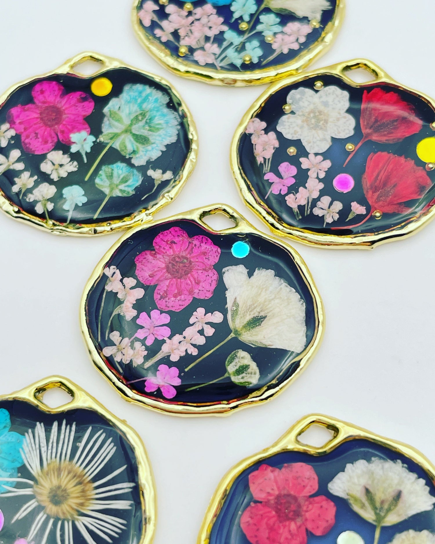 Black Lacquer Flower Jewellery