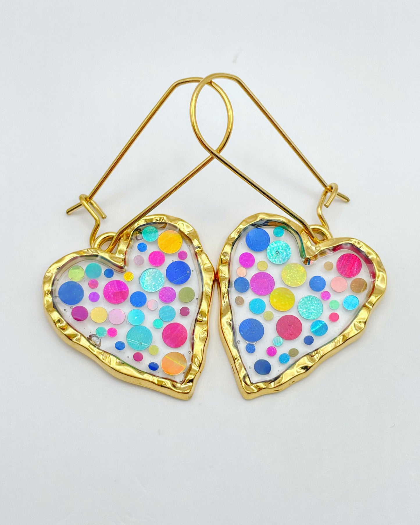 Disco heart earrings with colourful sparkles