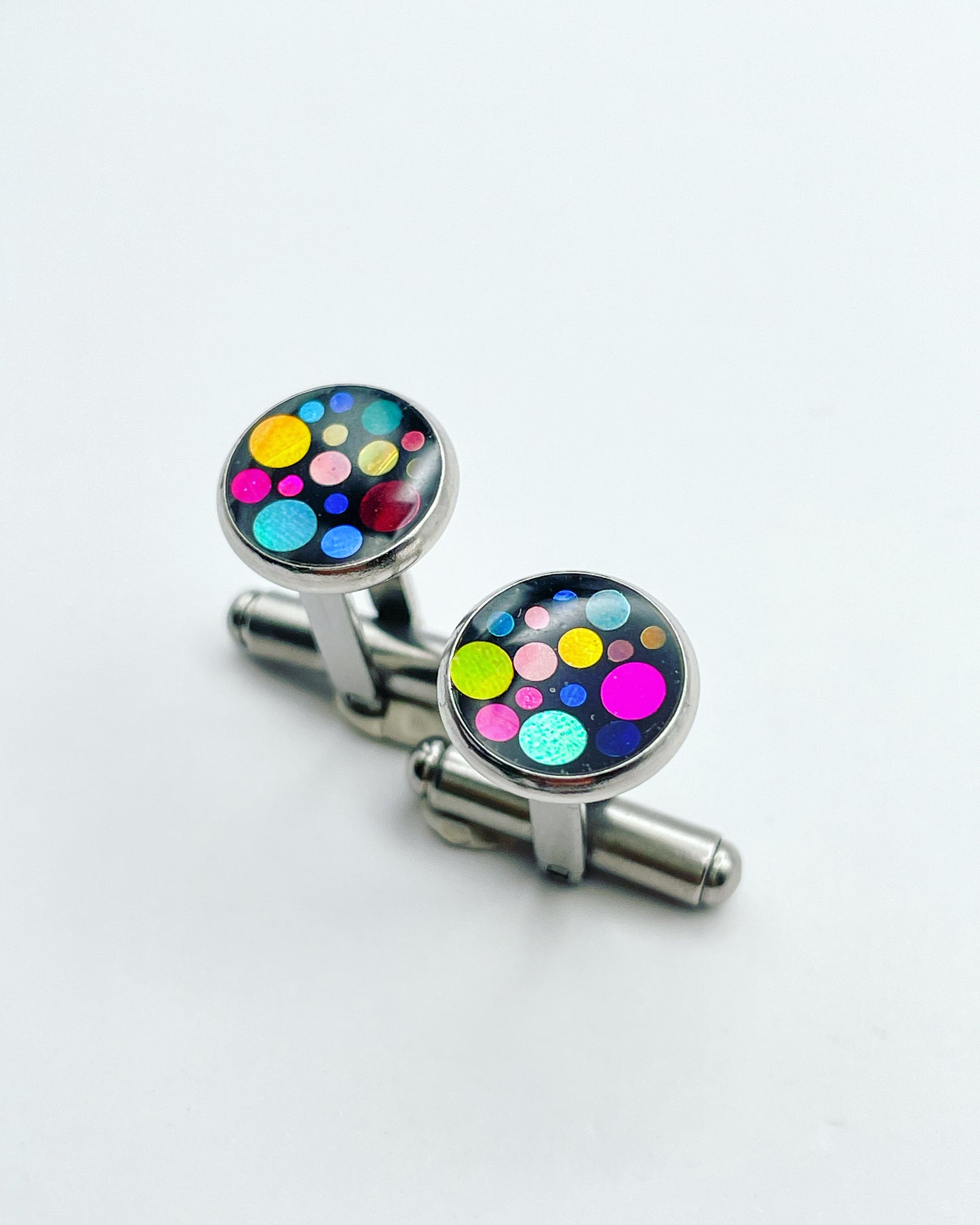 Disco cufflinks with colourful sparkles in 10mm