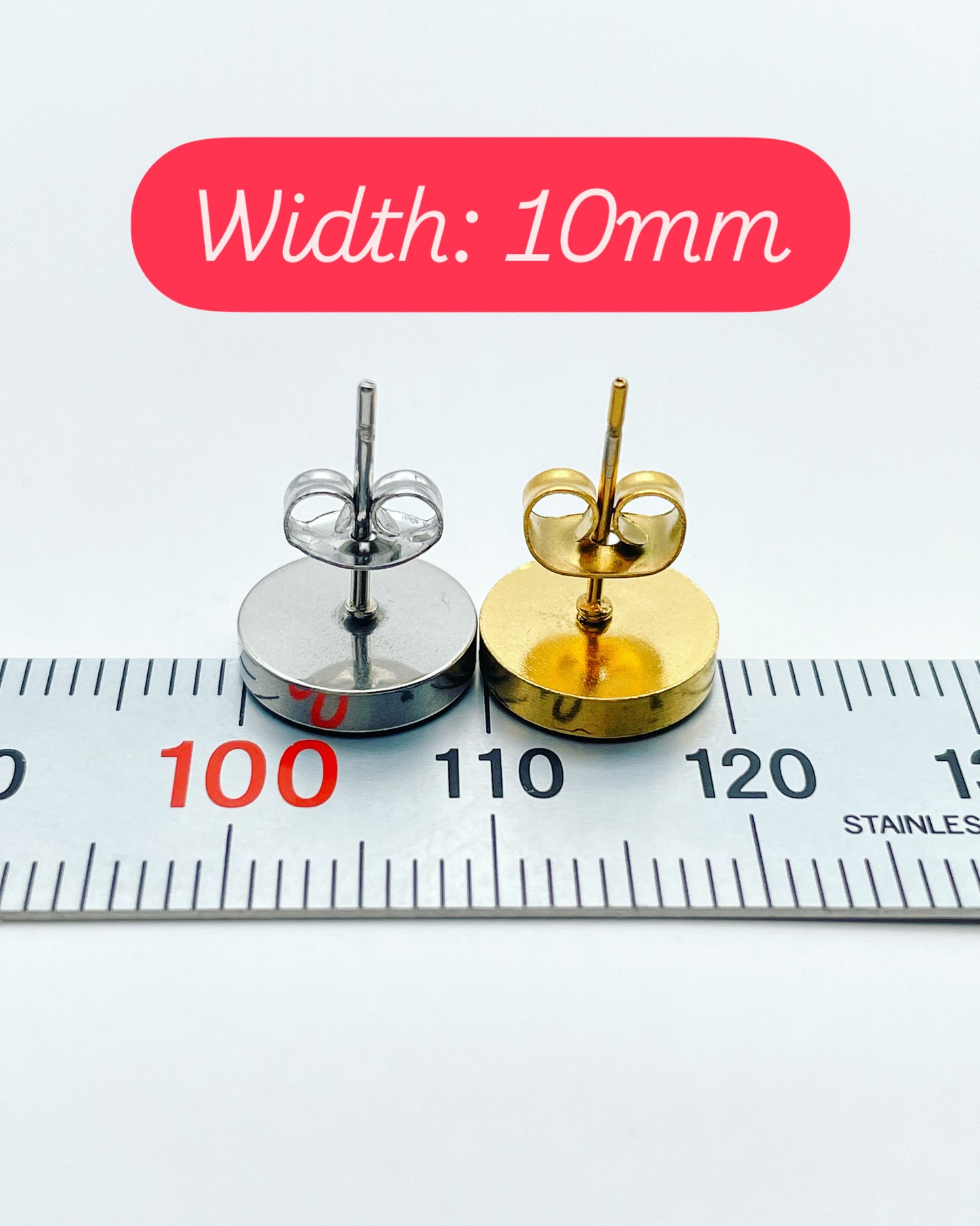 Stud earrings with colourful flowers in 10mm