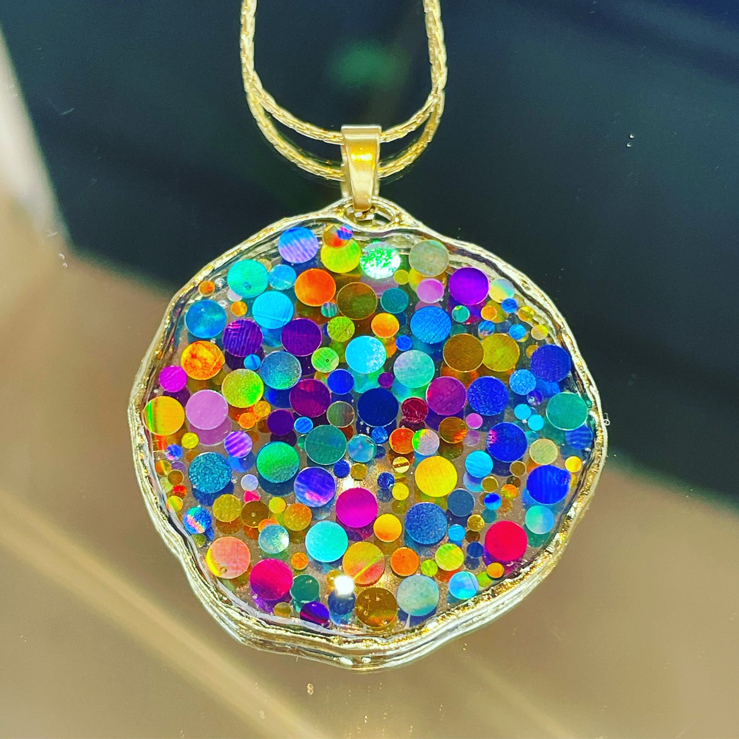 Medium disco necklace with colourful sparkles