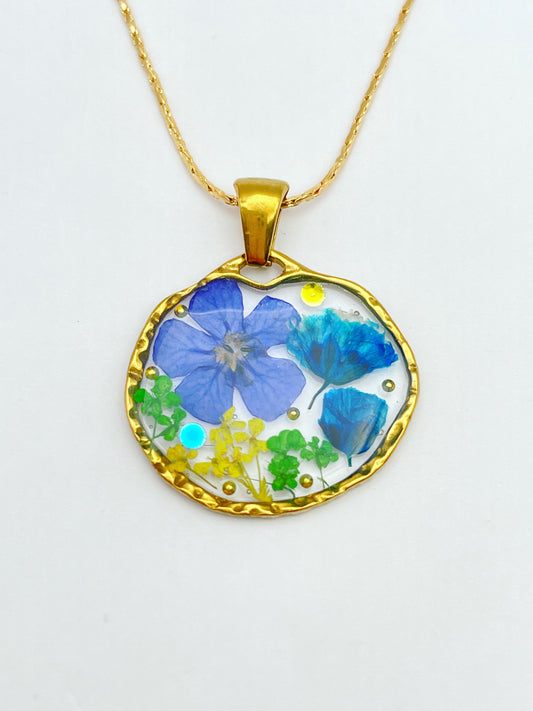 Pendant Necklace with real blue flowers in gold or silver