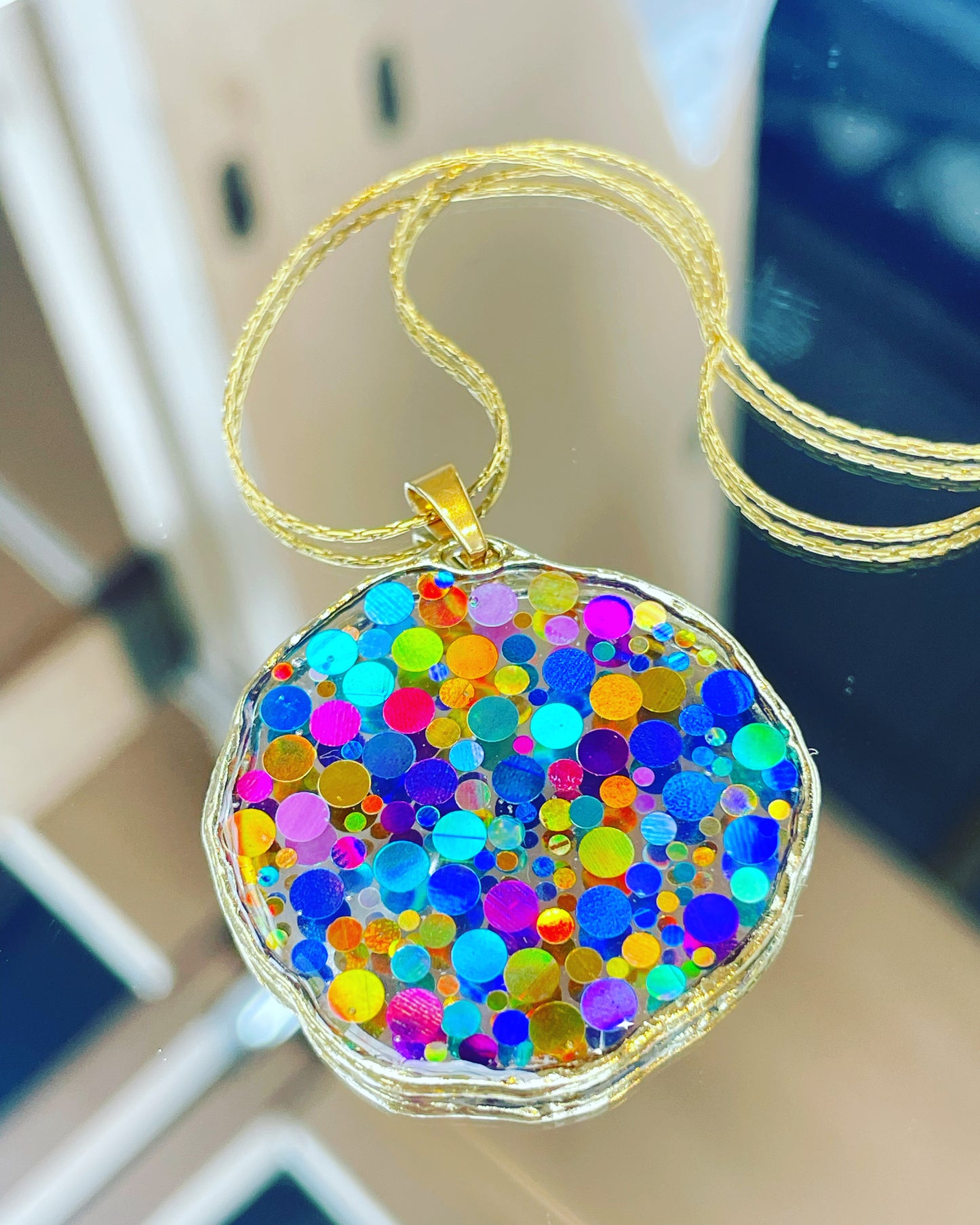Medium disco necklace with colourful sparkles