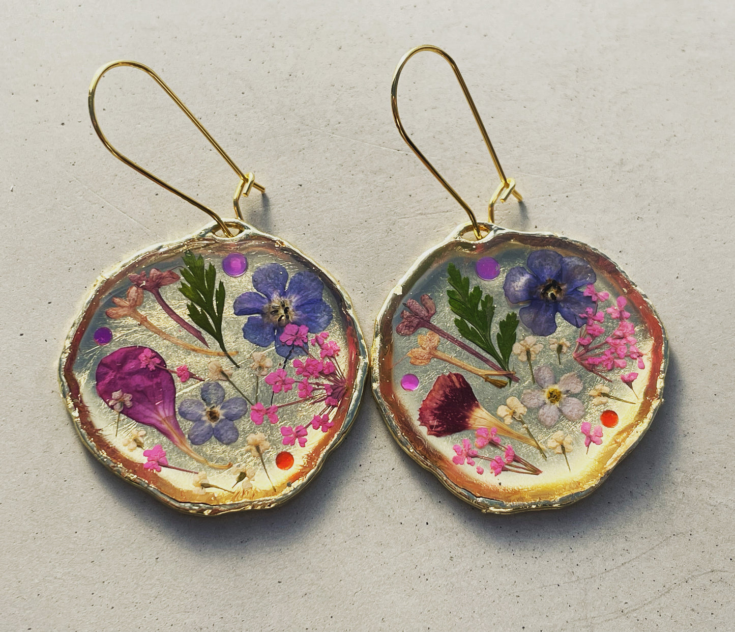 Statement earrings with real flowers and gold leaf