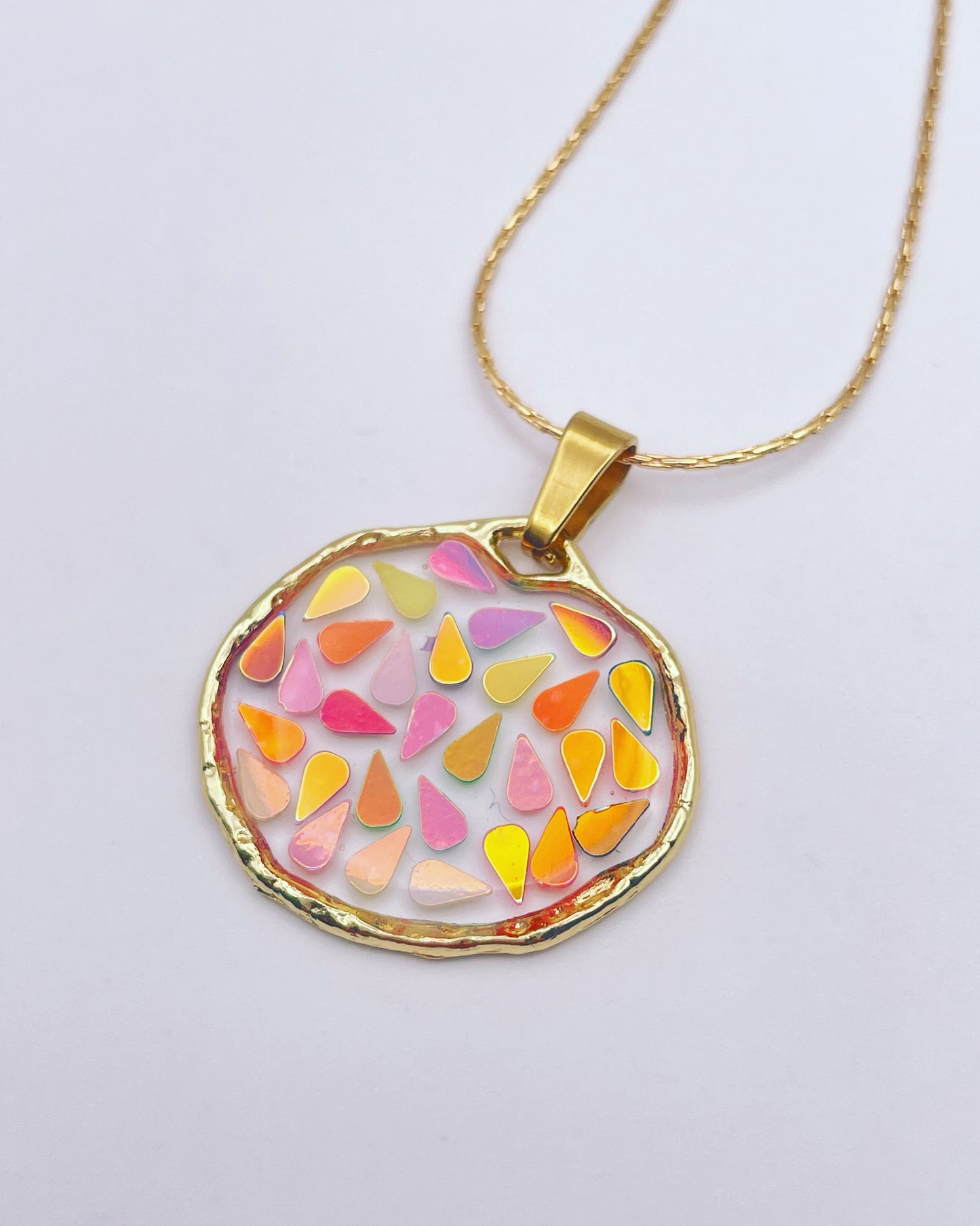 Small disco pendant necklace plated in real gold