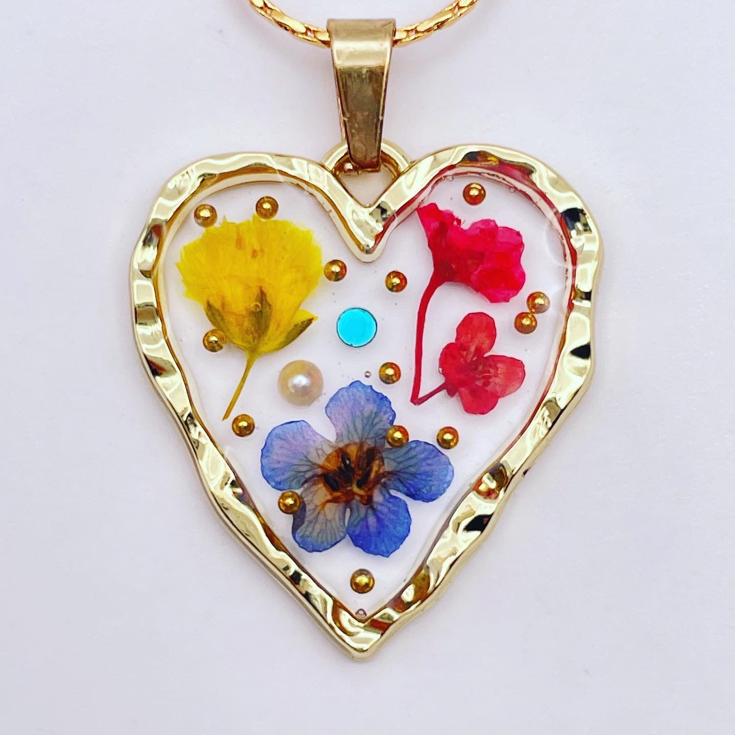 Bespoke customised heart pendant necklace with flowers