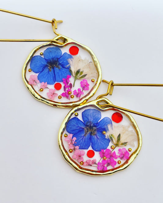 Dangle earrings with blue, white and pink gypsophila flowers