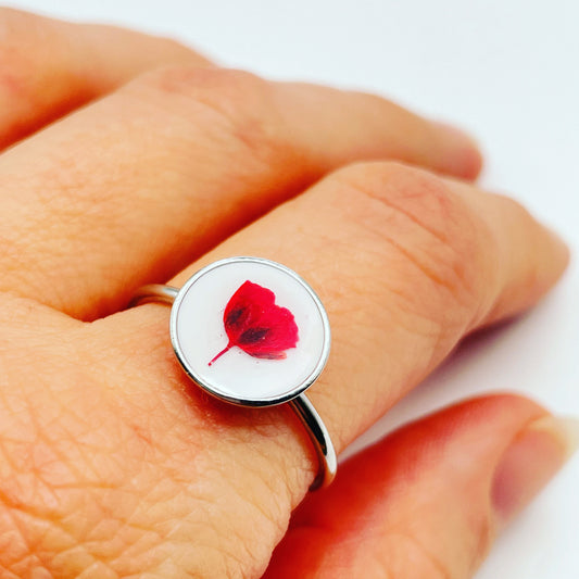 Ring with red poppy flower in gold or silver in 10mm