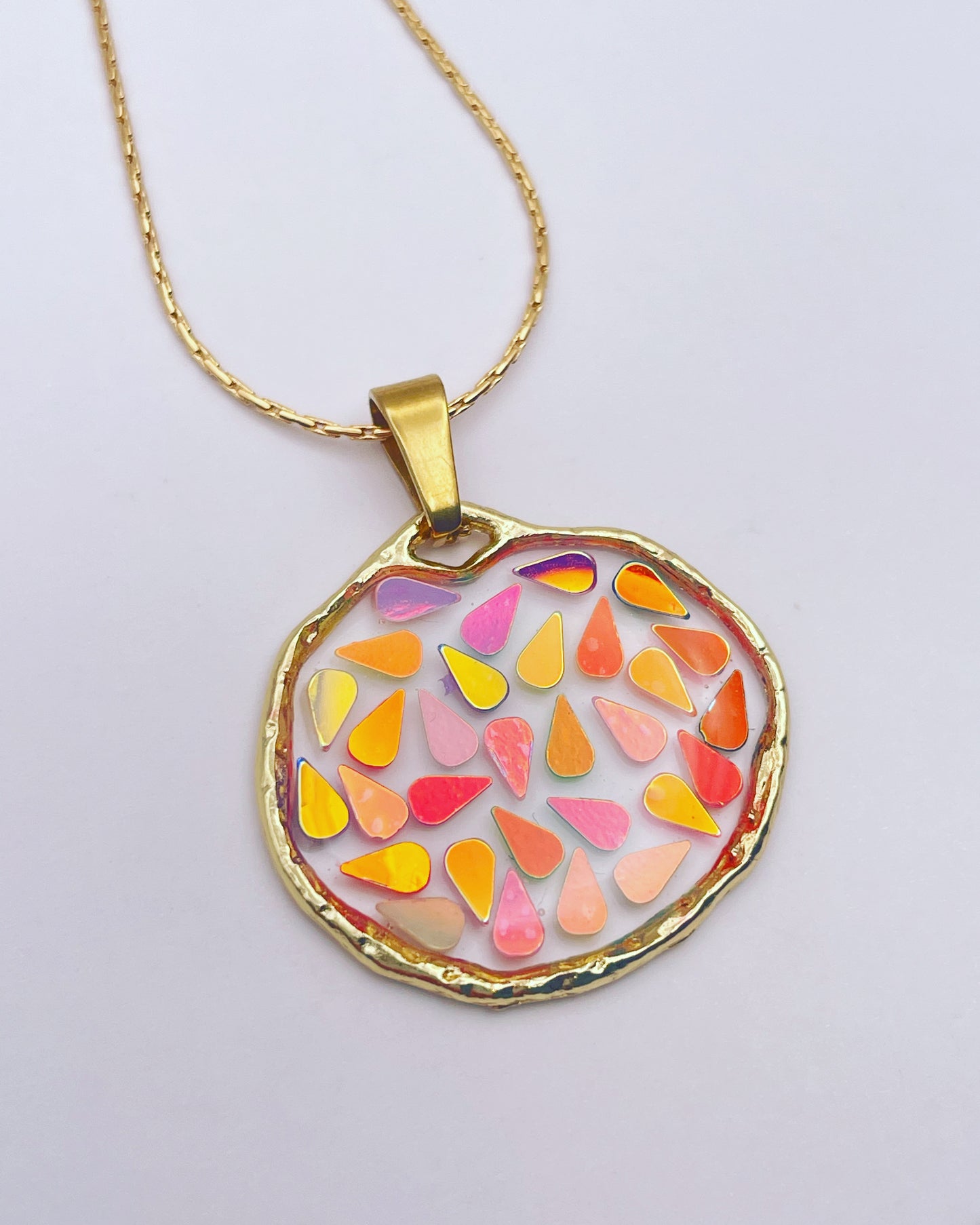 Small disco pendant necklace plated in real gold