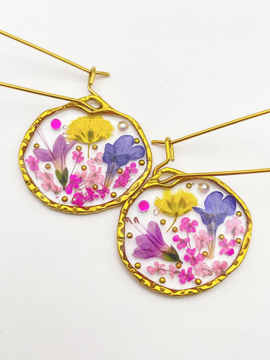 Dangle earrings with real lavender and pink flowers