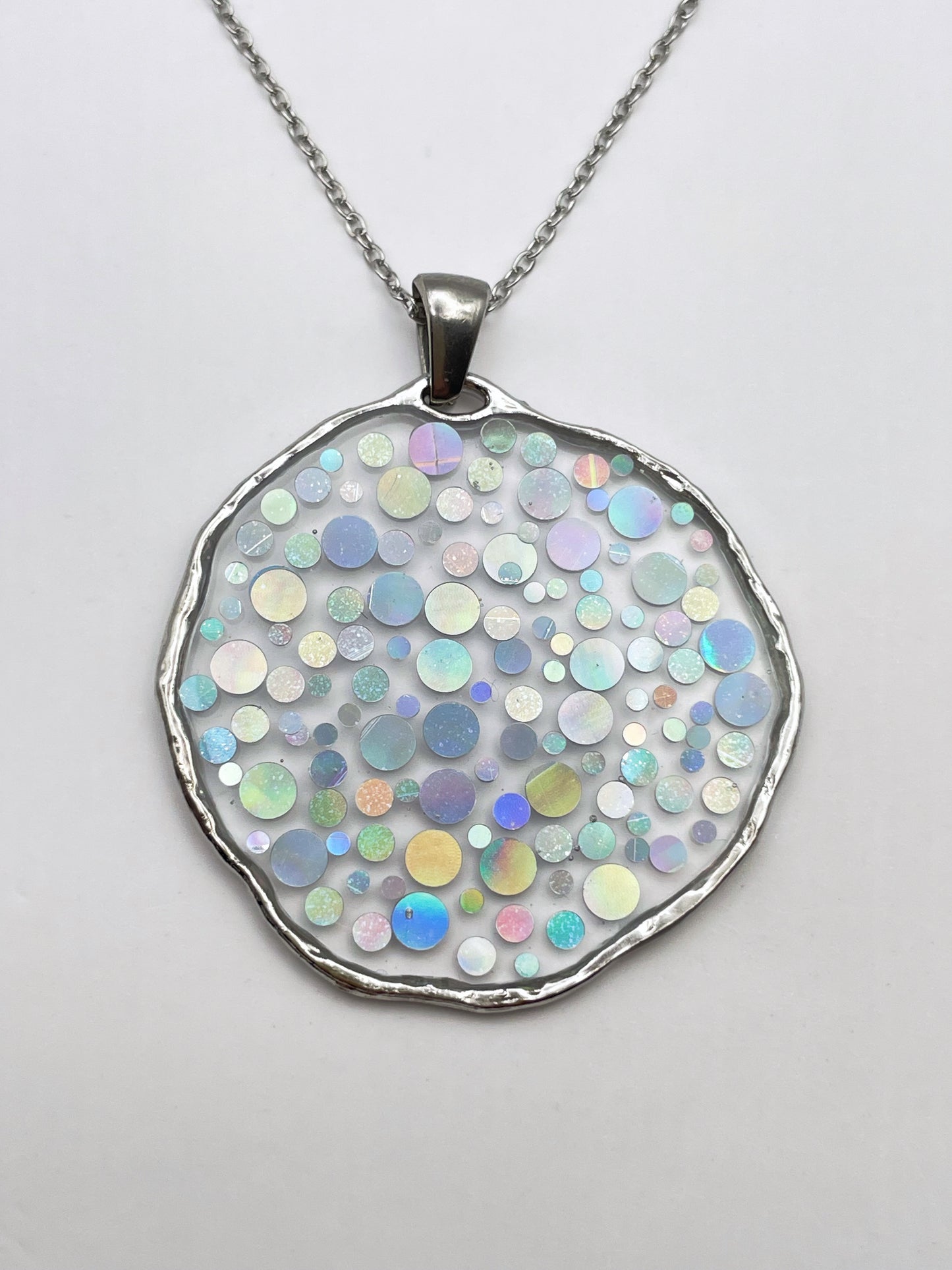Medium disco necklace with holographic silver sparkles