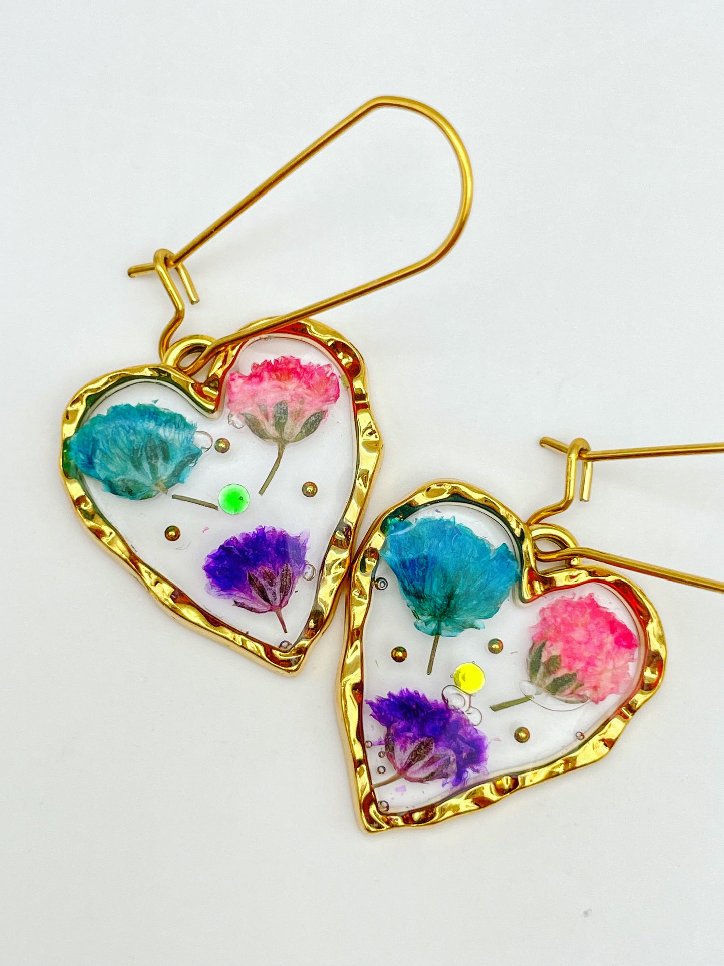 Heart earrings with colourful gypsophila flowers