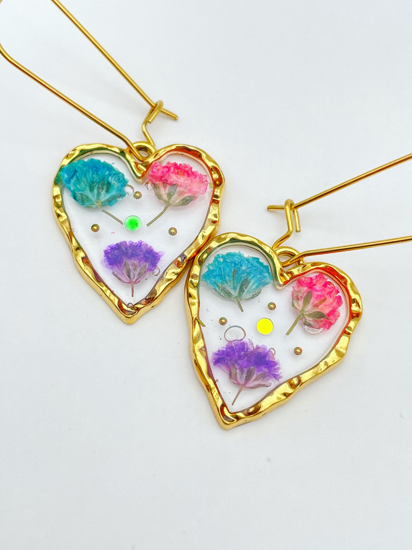 Heart earrings with colourful gypsophila flowers