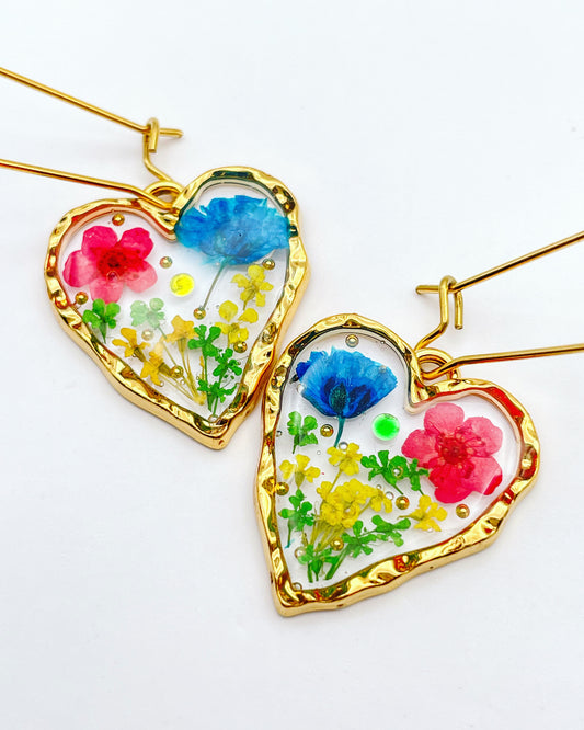 Heart dangle earrings with colourful flowers