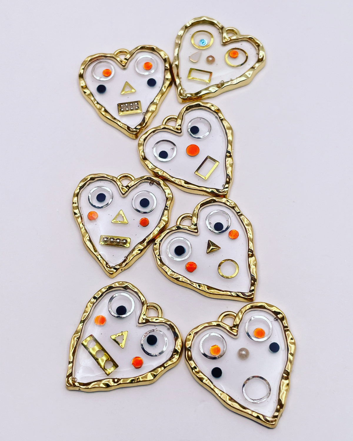 Collier pendentif cœur robot mignon
