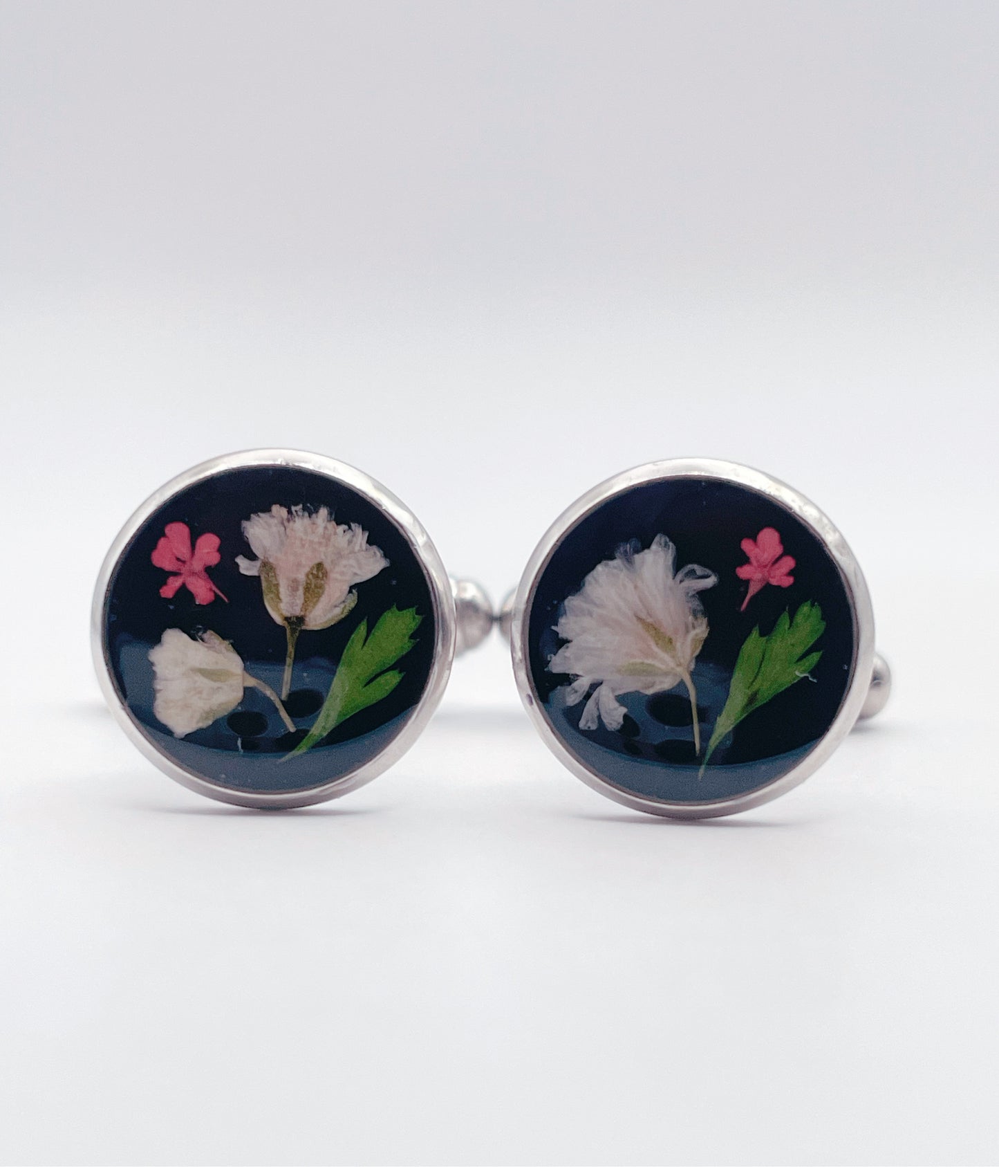Bespoke customised cufflinks in different sizes