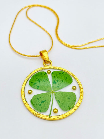 Four-leaf clover good luck necklace