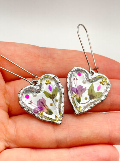 Silver heart earrings with pink flowers