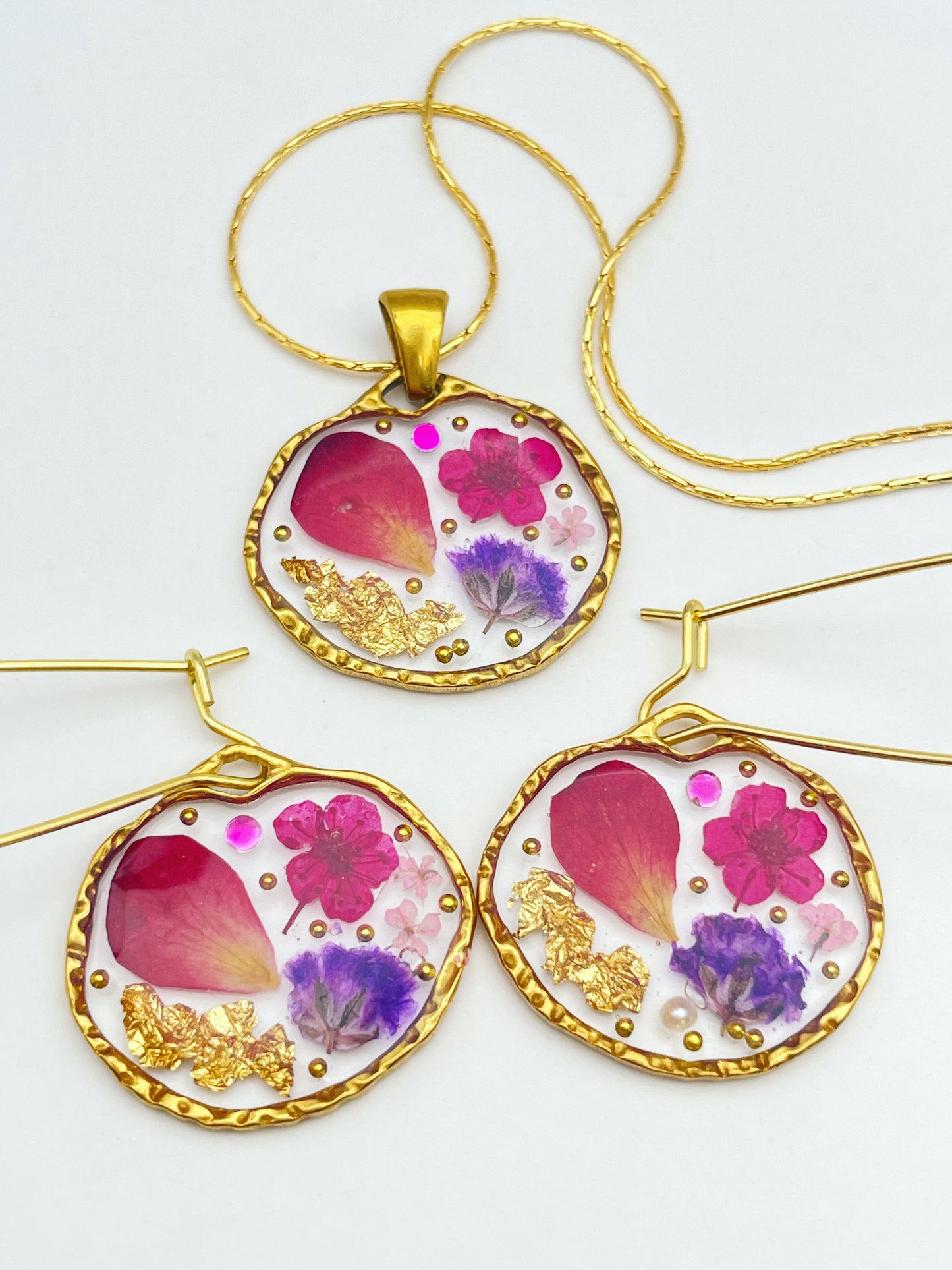 Dangle earrings with rose petals and gold leaf