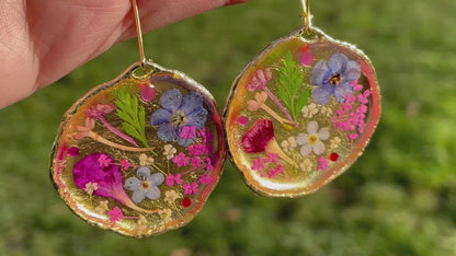 Gold necklace with forget-me-not and gypsophila
